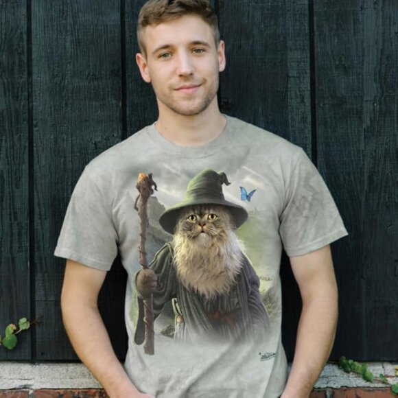 Catdalf Cat Kittens Butterfly Lord Rings Frodo Cute Cats Mountain T-Shirt S-3X - Picture 2 of 5